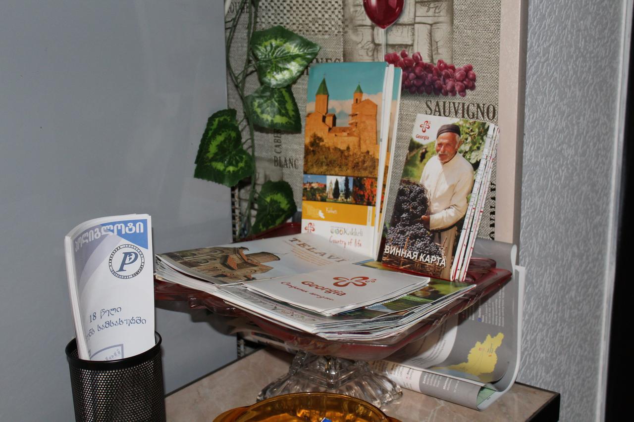 Guest House Poligloti 텔라비 외부 사진