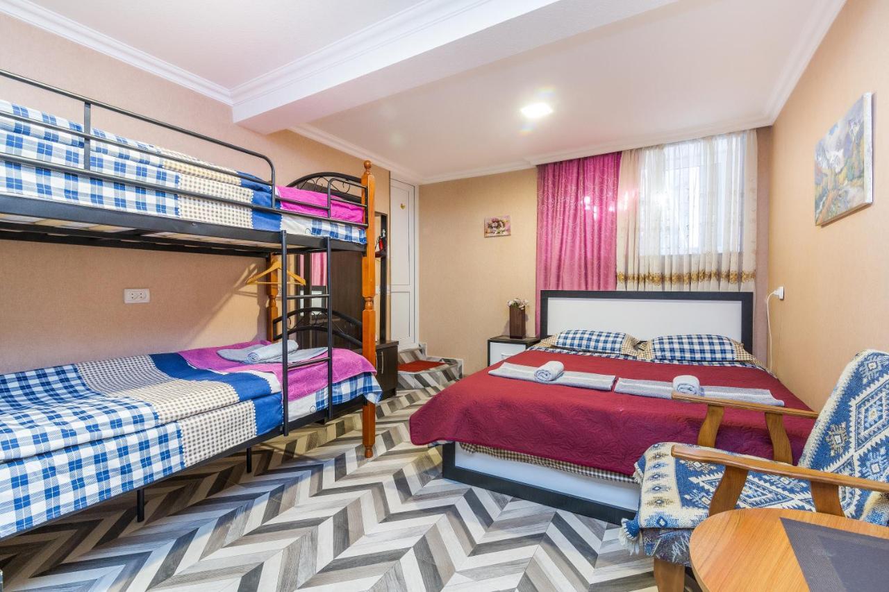 Guest House Poligloti 텔라비 외부 사진