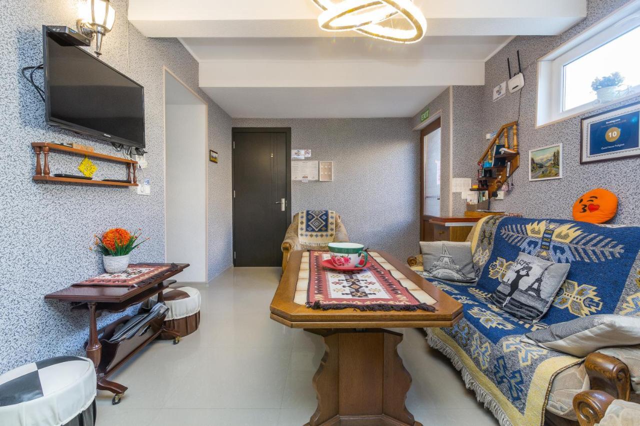 Guest House Poligloti 텔라비 외부 사진